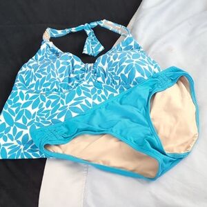 Lands' End Aqua Leaf Takini